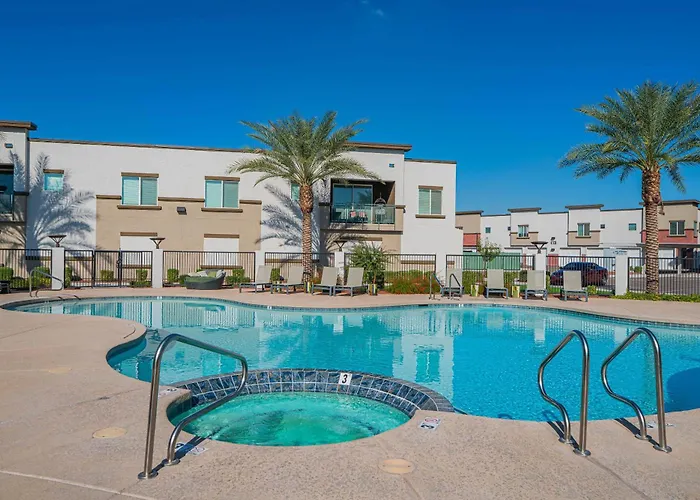 Westgate Near Stadium Balcony Pool Parking Gym Wd Glendale