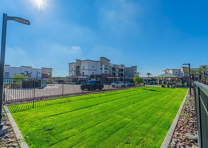 Westgate Near Stadium Balcony Pool Parking Gym Wd Glendale