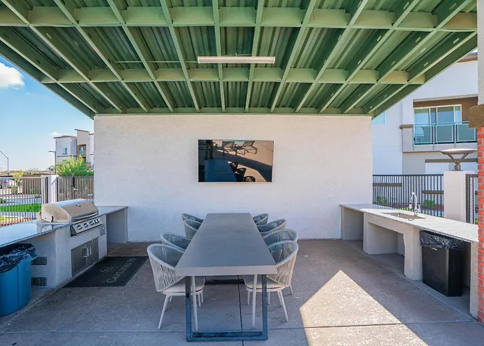 Westgate Near Stadium Balcony Pool Parking Gym Wd * Glendale